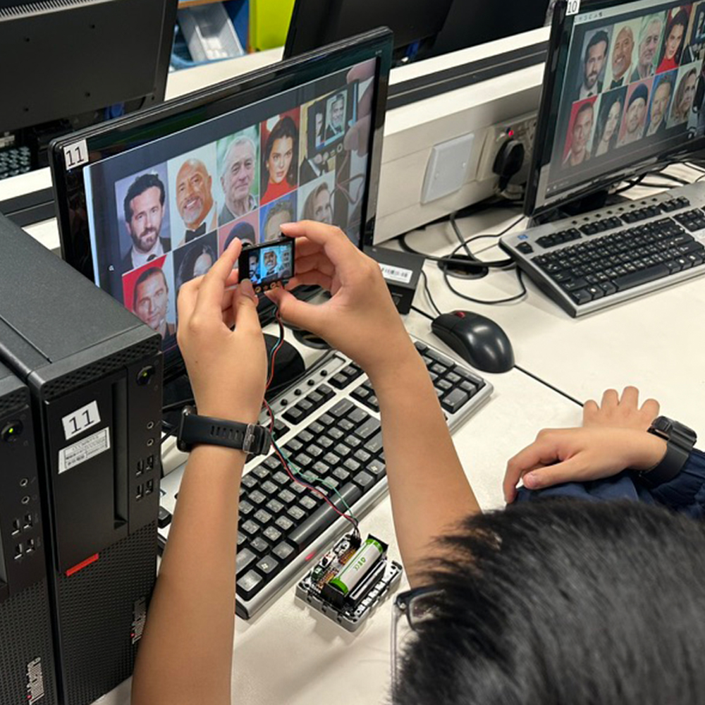 Abstract high-tech visualization of neural networks and glowing blue digital particles